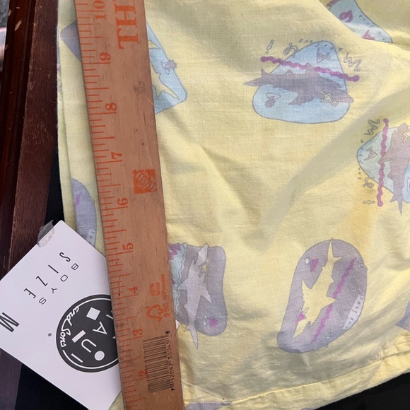 Vintage Deadstock boys swim shorts Maui with tags medium yellow shark surf 1980s - Picture 10 of 13